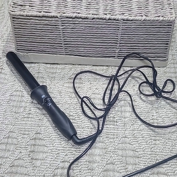 NEW Sultra Bombshell ThermaCore Collection Ceramic Clipless Curling Rod 1.5" - Picture 2 of 5